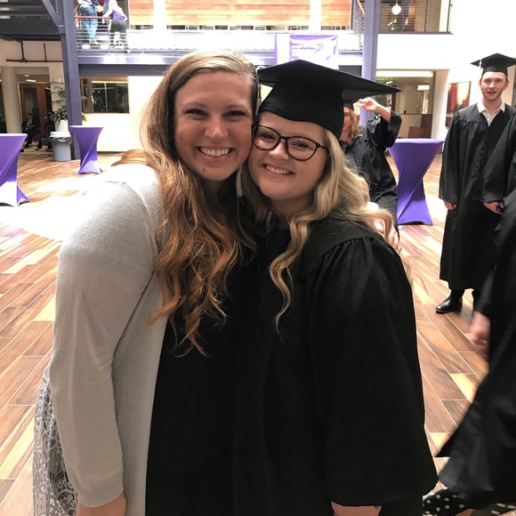 Meet your Posher, Ashlyn - Picture 6 of 8